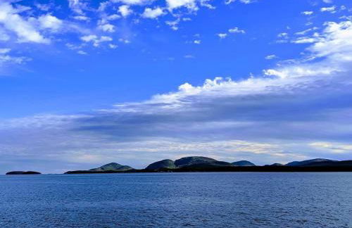 Pine and Sea Beach Retreat - Photo 2