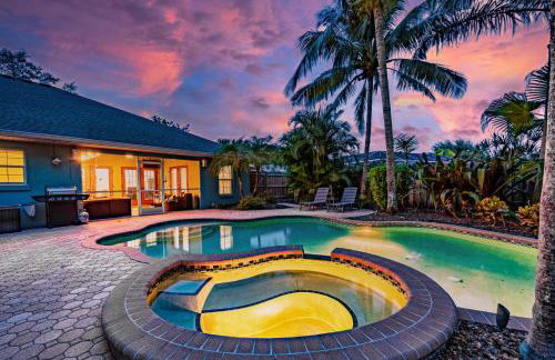 Nautical Escape! Private pool home with a tropical backyard oasis! - Foto 43