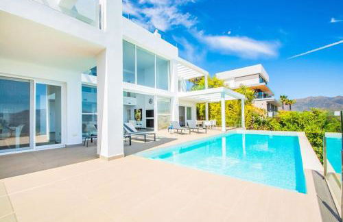 weforyou Exclusive Villa Mairena Private Pool BBQ & Views - Photo 41