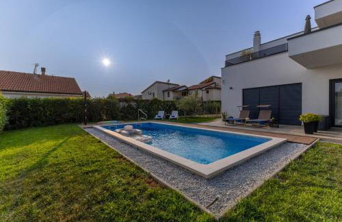 Modern apartment Ana with Jacuzzi and Pool - Foto 46