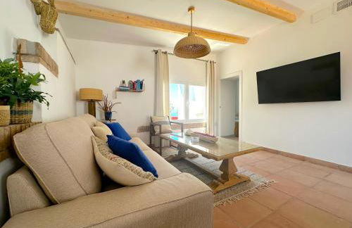 Hacienda Clavero Eight Sea View Apartment - Photo 2