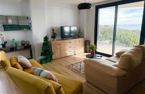 Beachfront Penthouse! - Photo 14