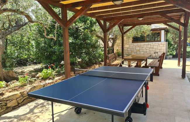 Secluded Oasis With Pool, Outdoor Kitchen, & Landscaped Terraces - Foto 38