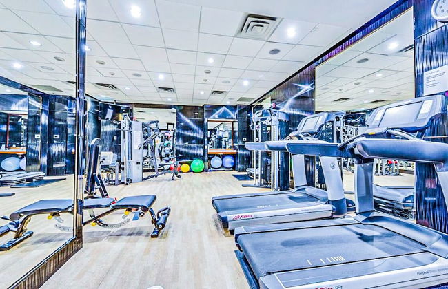 Deluxe Corner Suite - By Elite Suites - Photo 29