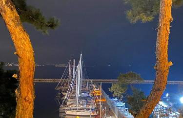 Seafront Family Apartment & free parking, the Cruiseflat - Foto 15