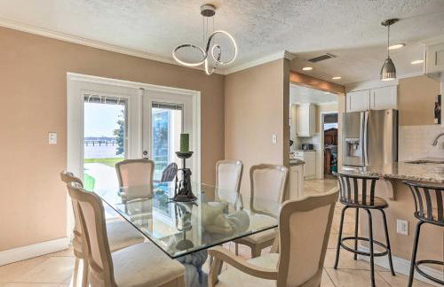 Pool, Dock & Kayaks: Waterfront Palmetto Home - Foto 7