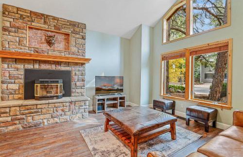 Bluebird Song Prime Flagstaff Location Outdoor Retreat with Fenced Yard and Firepit - Foto 6