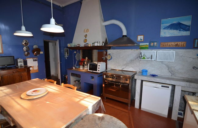 Elegant Holiday Home in Faenza With Garden and Pool - Photo 33