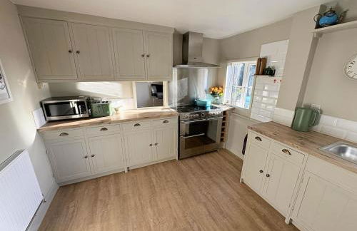 Beautiful Four Bedroom Cottage in Little Glemham, Suffolk - Foto 9