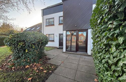 Canal Side Retreat - Foto 13