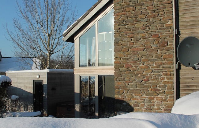 Charming Cottage With Jacuzzi Located Near Nature and ski Slopes - Photo 21