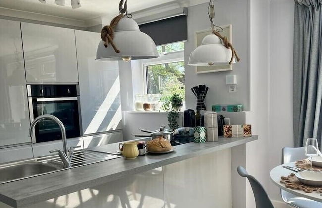 Sunny 2-Bedroom flat in Hoddesdon - Foto 5