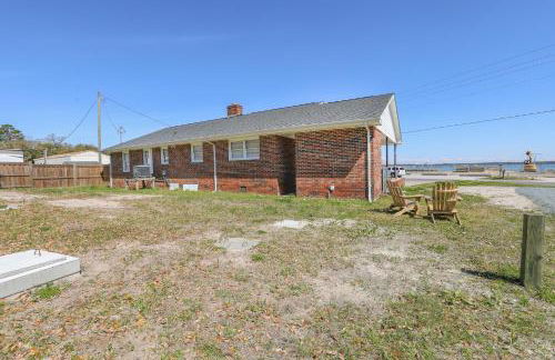 Spacious Home with Waterfront View-Welcome Pets - Foto 38