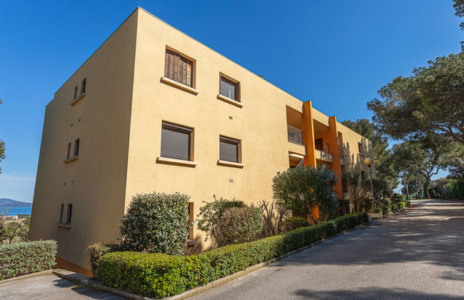 1 bedroom Apartment in Bormes-les-Mimosas with swimming pool and garden - Photo 20