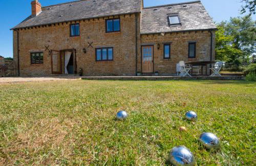 Jay Barn - Ash Farm Cotswolds - Photo 2