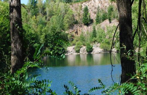 Forest Hideaway in Saint-Caprais - Foto 32