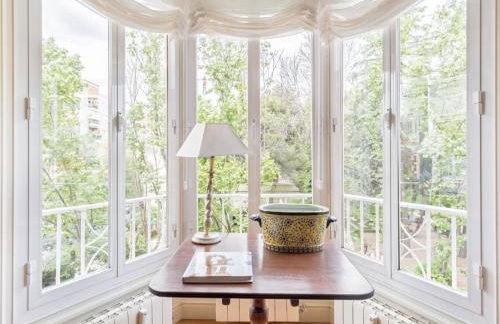 Elegant 3-Bedroom Apartment in Exclusive Barrio Salamanca Stylish & Spacious - Photo 5