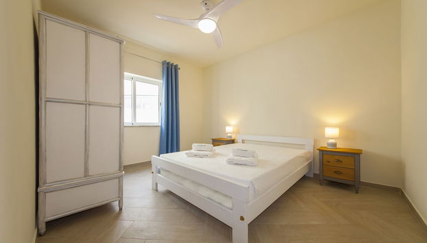 C10 - Lagos Center Apartment - Foto 5, Habitación