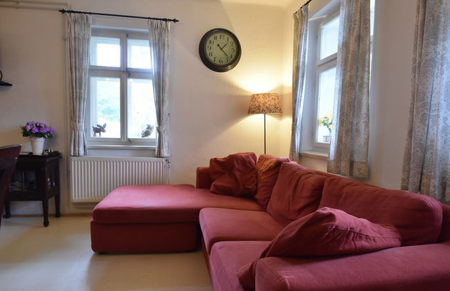 Spacious Holiday Home in Zlata Olesnice - Photo 22