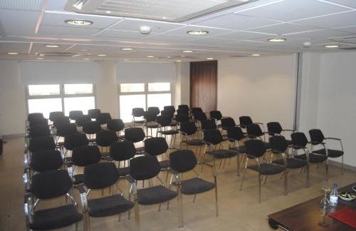 Suites Viena Plaza de España - Photo 25