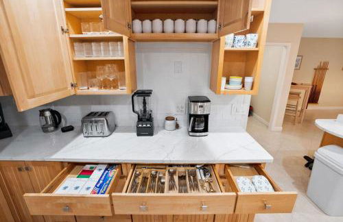 The Coastal Duo Escape - Foto 39