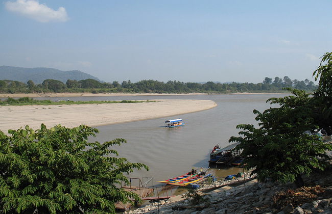 Tour de Dia Cheio em Chiang Khong, Chiang Saen e Triângulo Dourado - Privado - Foto 2