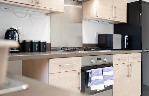 New! Spacious Retreat for 10 Perfect for Families! - Photo 30