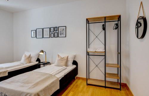 Kaza Guesthouse, centrally located 2 & 3 bedroom Apartments in Augsburg - Foto 40