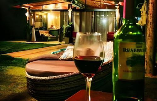 Chalé Mirante, piscina, cachoeira, lago e vista espetacular em Alexânia Goiás - Foto 5