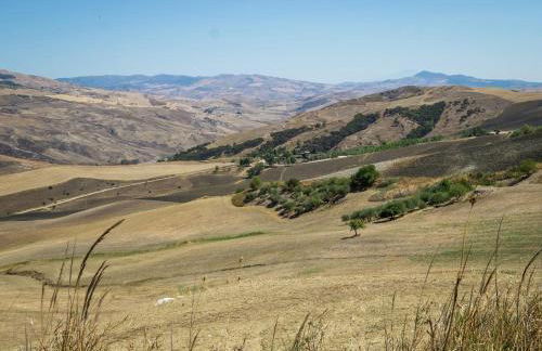 Chic Farmhouse with Sauna, Whirlpool, Patio, Hot Tub, Garden - Foto 56