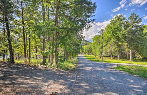 Table Rock Lake Hideaway with Deck Bring Your Boat! - Photo 40