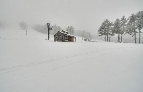 Ski-InandSki-Out Condo at Pleasant Mountain! - Photo 29