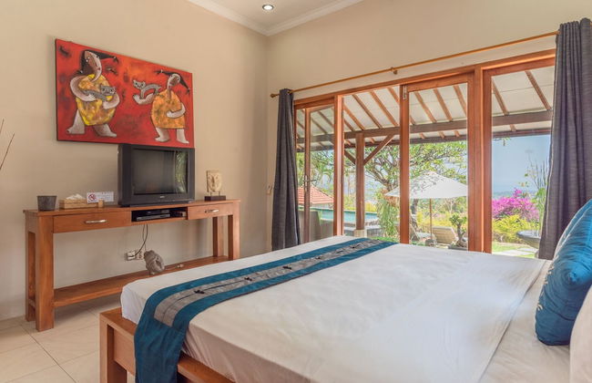 Villa Lotus Kayuputih - Foto 1