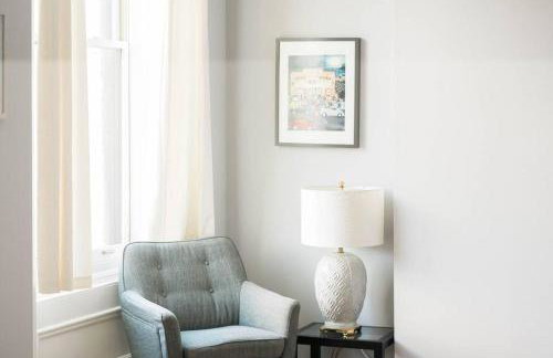 Parking - Walkable - GroupStays - Washer - Foto 14