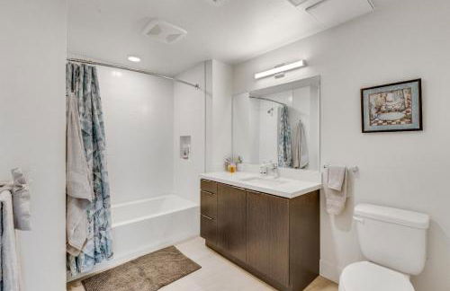 Stylish 2BR Near Dodgers Stadium by Oneluxstay - Foto 64