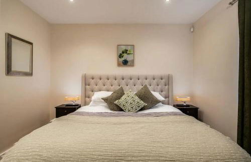 Pass the Keys Stylish Central St Albans Flat with Free Parking - Photo 22