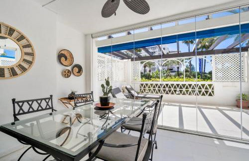 Apartamento de 2 dormitorios en Las Gaviotas - Puerto Banús - Photo 5