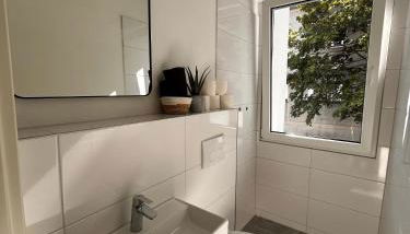 Monteurswohnung in Gladbeck - Nähe BP Gelsenkirchen - NEU saniert - Photo 5, Shower