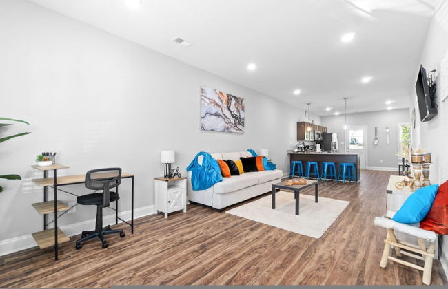 Sapphire Oasis A Luxurious Townhouse Retreat Near Nashville Ft Campbell - Foto 1