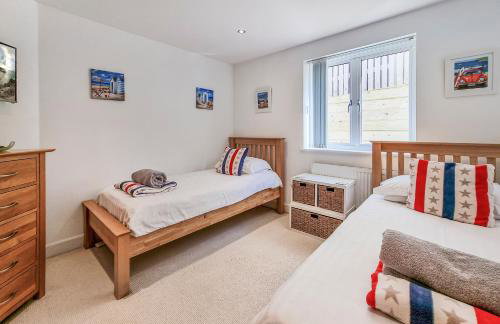 Point View - Award Winning Apartments with Private Hot Tub & Parking - Foto 35