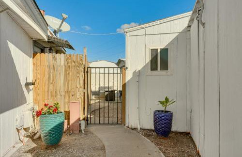 3 Mi to Lookout Mtn! Gem with Fire Pit and Fenced Yard - Foto 23