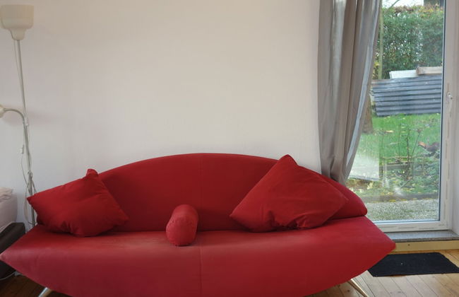 Tolstov-Hotels Large 3 Room Apartment with Garden - Foto 34