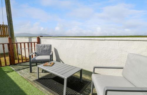 Sea Breeze - Photo 20