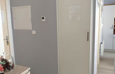 BELLE appartement T2 neuf et en plein centre - Foto 15