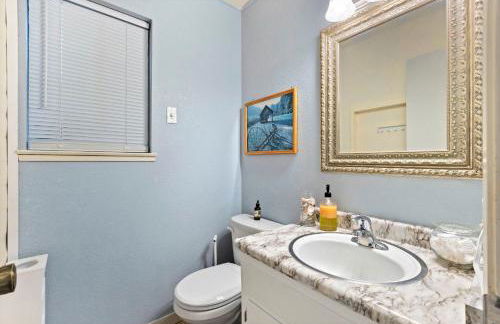 HotTub PingPong Arcade Billiard Pets AC Piano BBQ Art - by SharpCat - Photo 4