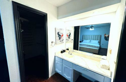 Super Cozy 4 Bedroom - Sleeps 10 Great for families and professionals - Foto 30