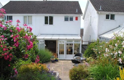 House - 3 bed 2 bath, self check in, amazing views! - Photo 20