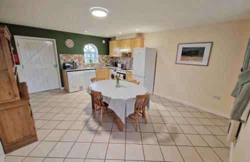 The Homestead - Photo 2