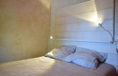 Holiday Home in Ardèche with Pool - Foto 18