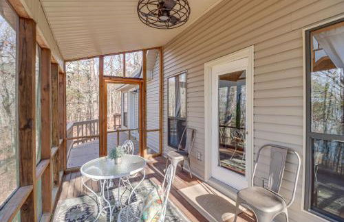 Lakefront Arkansas Home with Deck, Grill and Cornhole! - Photo 24